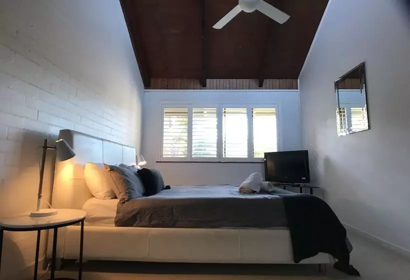 Treetops Everglades Villa