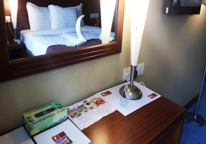 ホテル Ajyad Crom