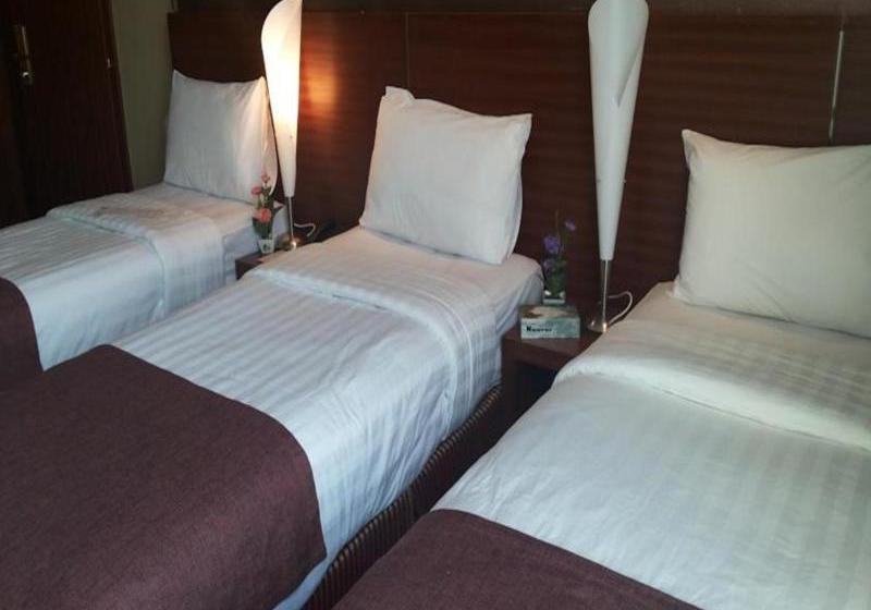 ホテル Ajyad Crom