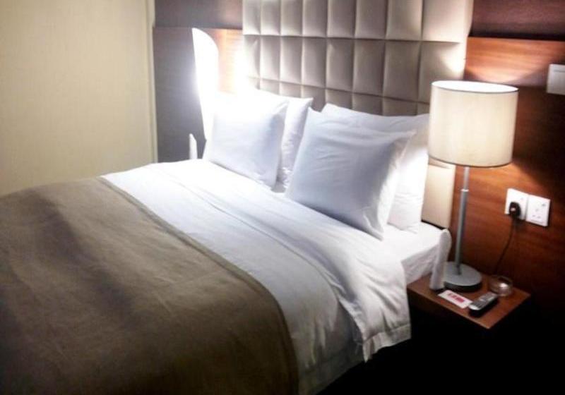 ホテル Ajyad Crom