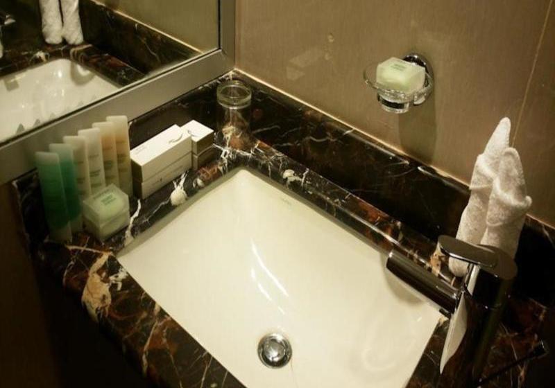 ホテル Ajyad Crom