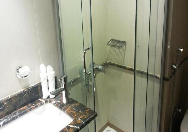 ホテル Ajyad Crom