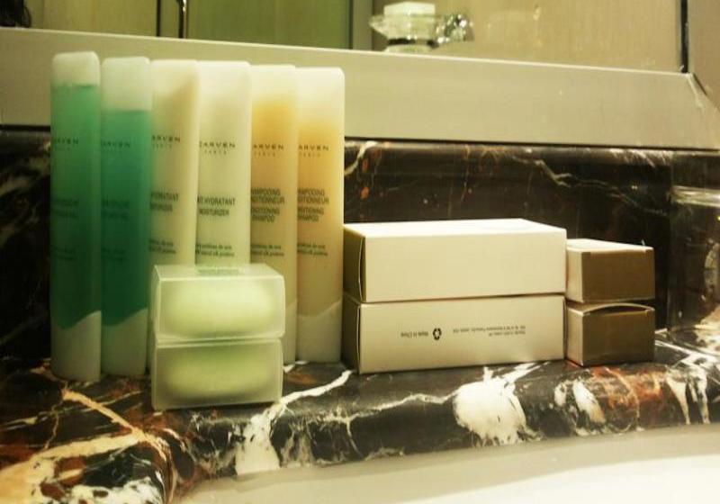 ホテル Ajyad Crom