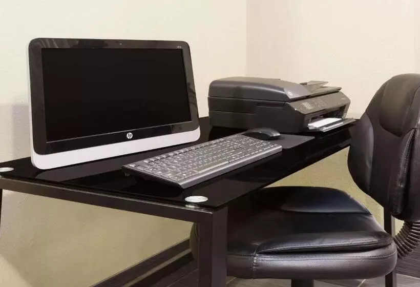 בית מלון כפרי Americas Best Value Inn Phenix City