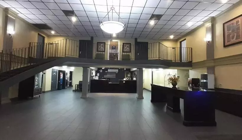 בית מלון כפרי Americas Best Value Inn Phenix City