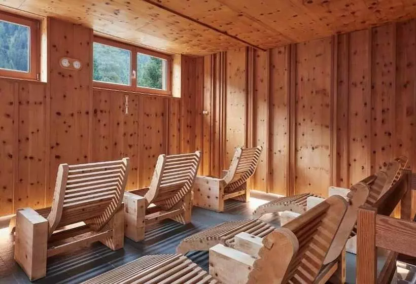 هتل Arosea Life Balance