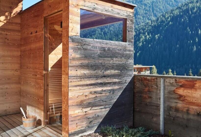 هتل Arosea Life Balance