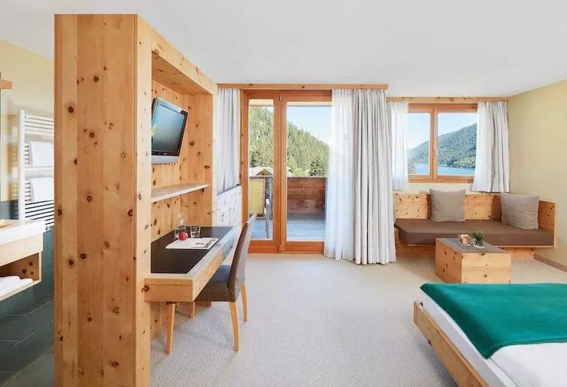 هتل Arosea Life Balance