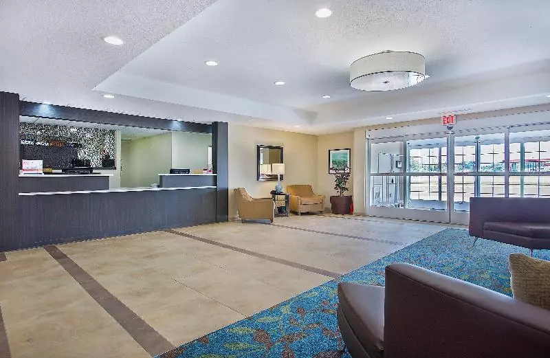 酒店 Candlewood Suites Fort Campbell Oak Grove, An Ihg
