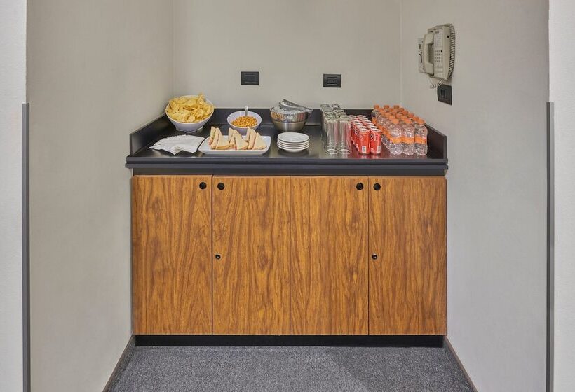 هتل City Express By Marriott Matamoros