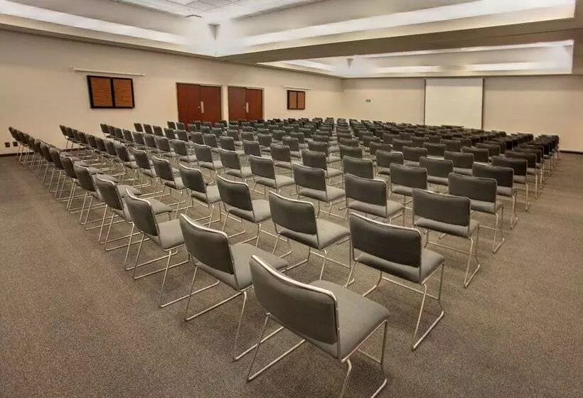 Hotel City Express By Marriott Matamoros