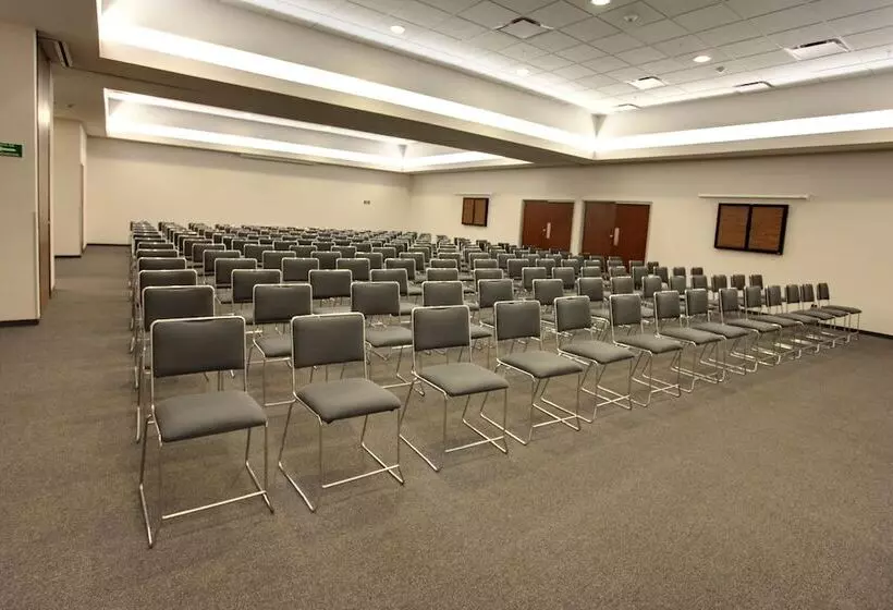 Hotel City Express By Marriott Matamoros