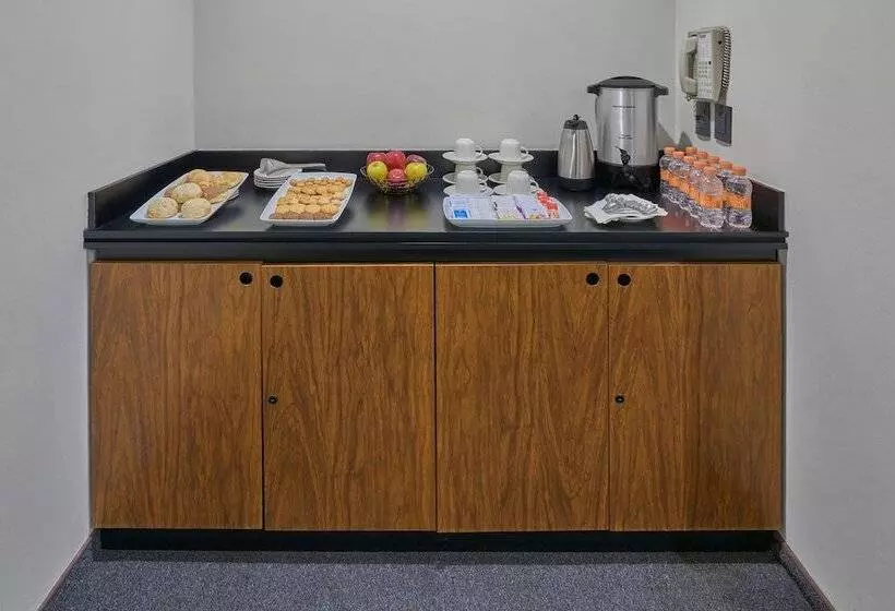 Hotel City Express By Marriott Matamoros