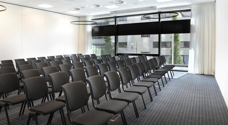 فندق Courtyard By Marriott Amsterdam Arena Atlas