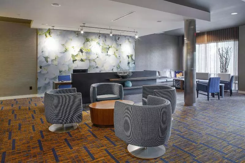 Hotelli Courtyard By Marriott Hot Springs