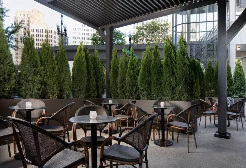 Szálloda David Whitney, Autograph Collection