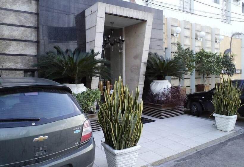 Отель Feira Plaza