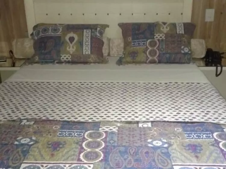 Отель Feira Plaza