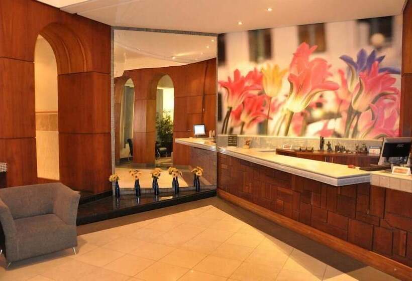 Отель Feira Plaza