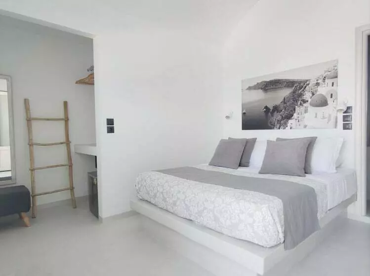 Отель Fira Cave Suites