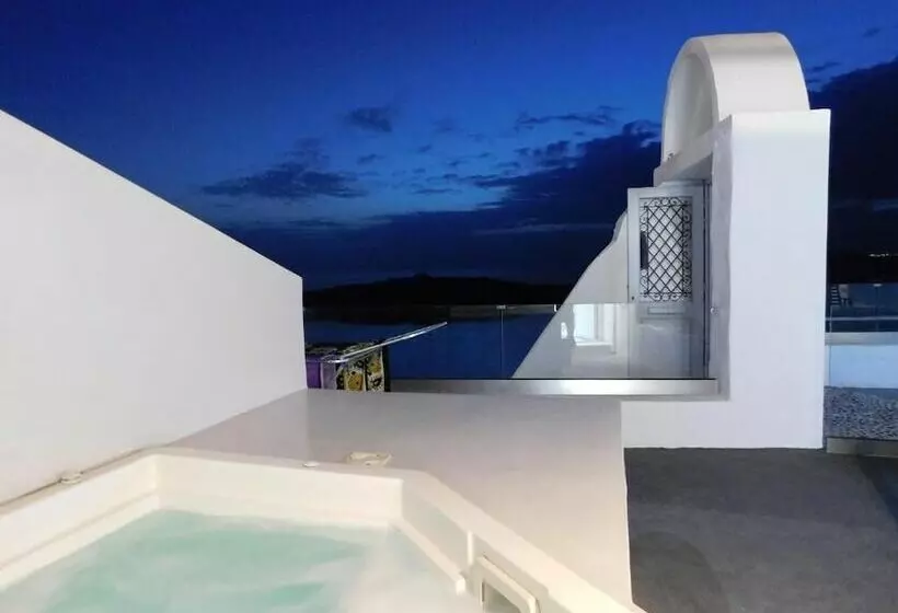 Отель Fira Cave Suites