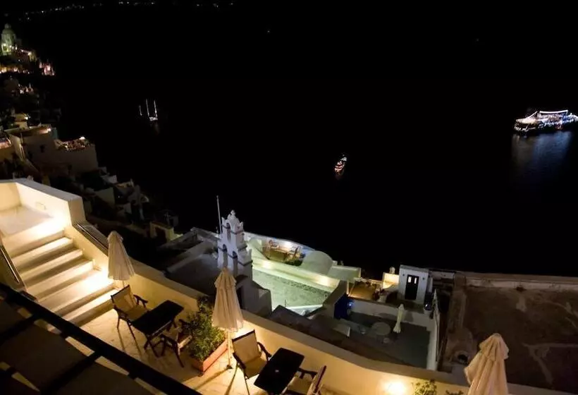 Отель Fira Cave Suites