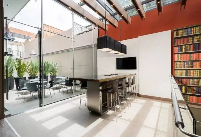 ホテル Hampton By Hilton Bogota   Usaquen