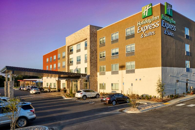 בית מלון כפרי Holiday Inn Express & Suites Tulsa Ne Claremore By Ihg