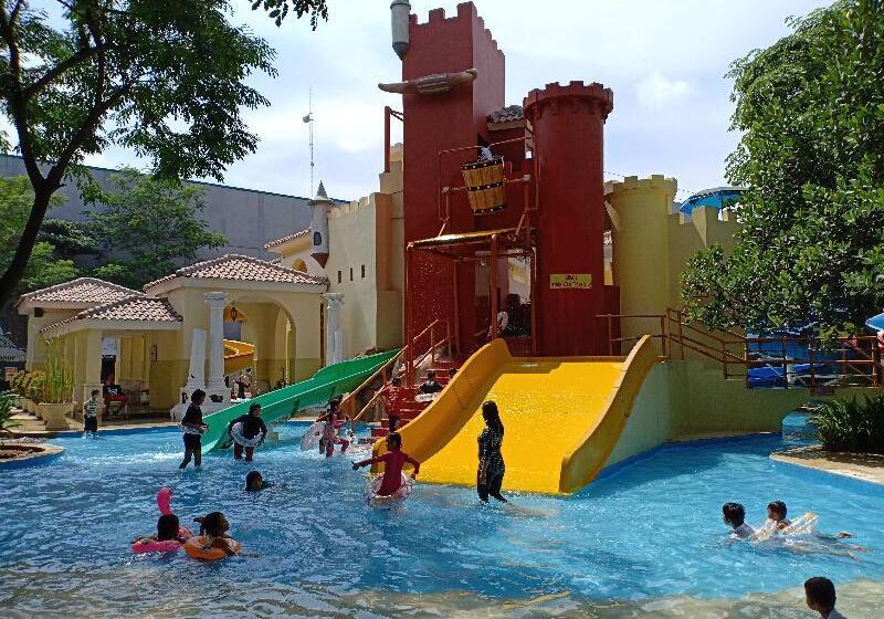 فندق Ibis Budget Cikarang Festival