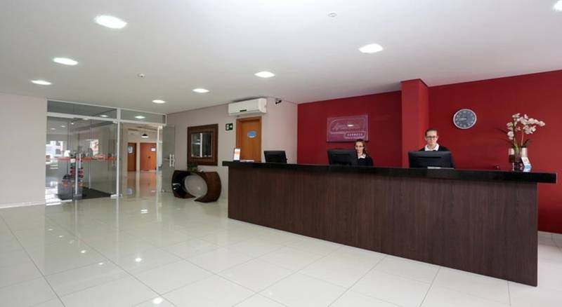 בית מלון כפרי Ibis Styles Piracicaba