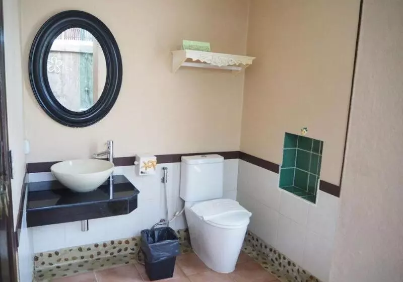 Hotelli Il Mare Resort