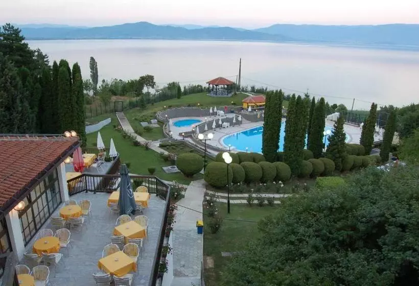 هتل Makpetrol Struga