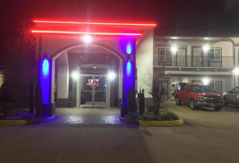酒店 Muskogee Inn And Suites