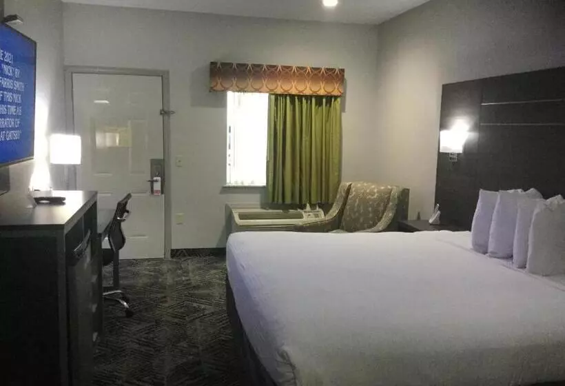 Отель Muskogee Inn And Suites