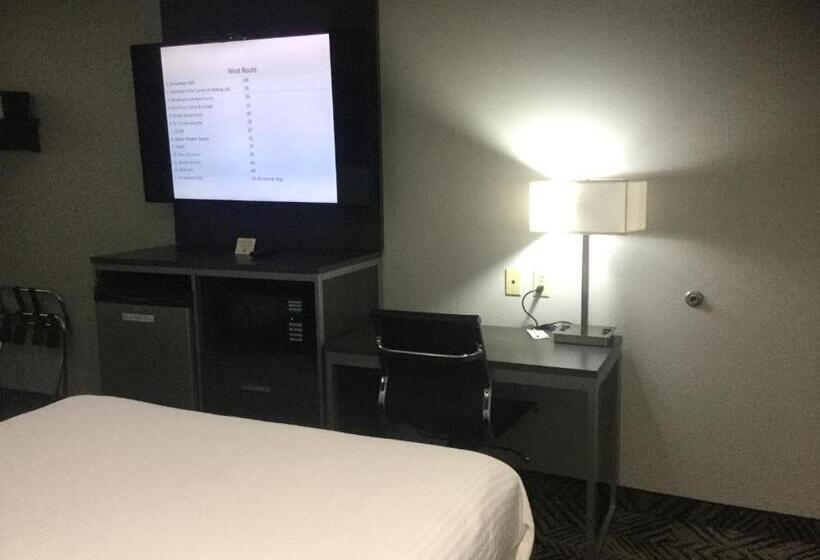 酒店 Muskogee Inn And Suites