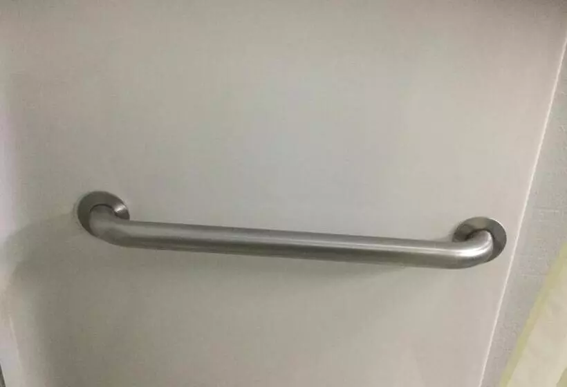 Отель Muskogee Inn And Suites