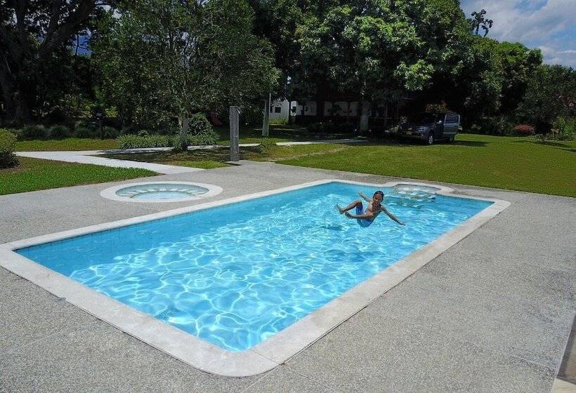 هتل روستایی Finca