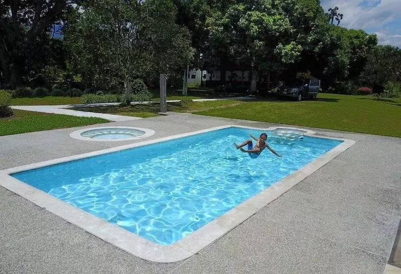 هتل روستایی Finca