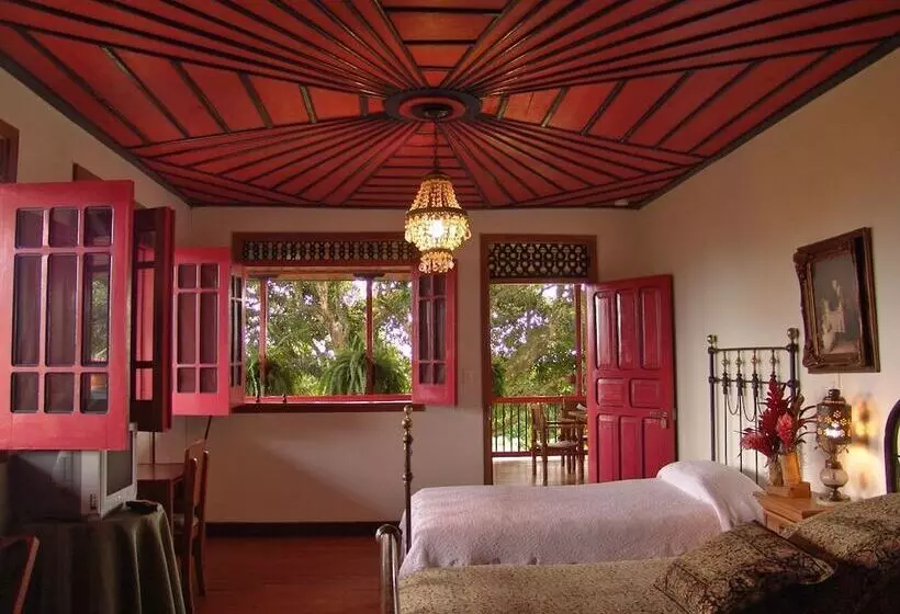 هتل روستایی Finca