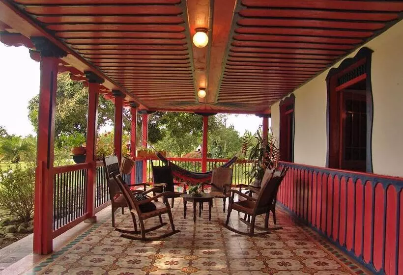هتل روستایی Finca