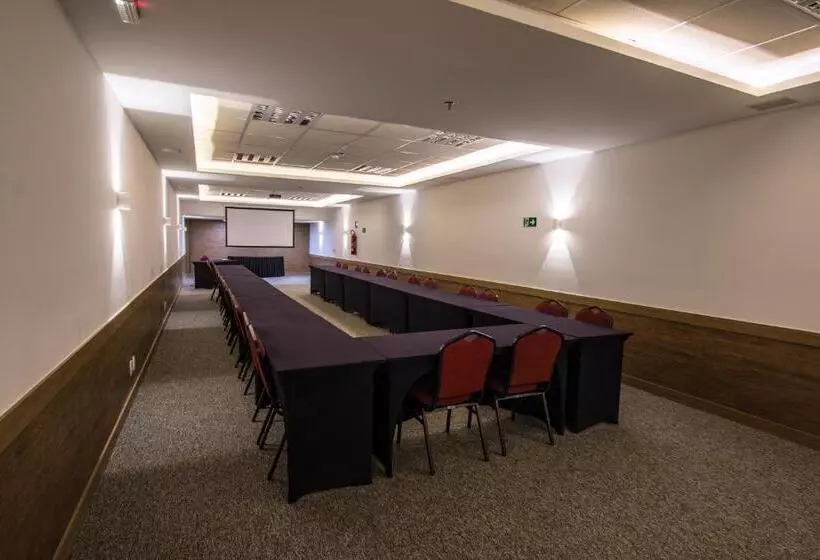 S4 Hotel águas Claras