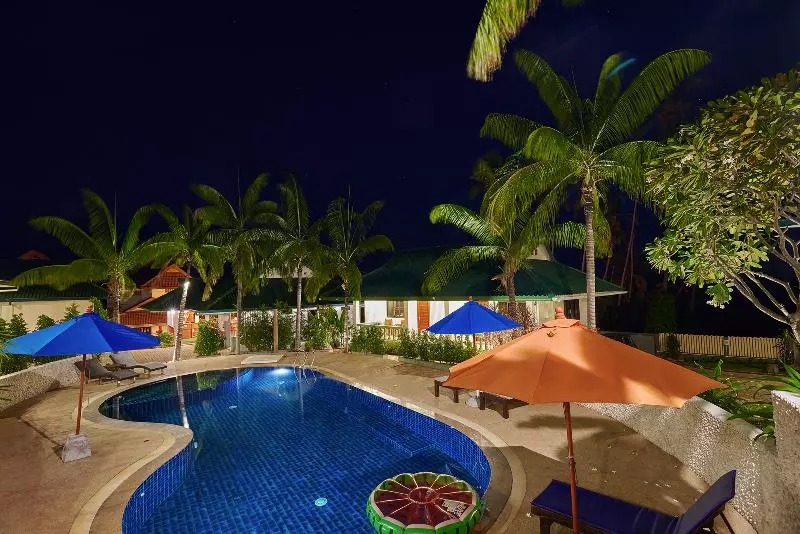 Hotelli Samui Reef View Resort