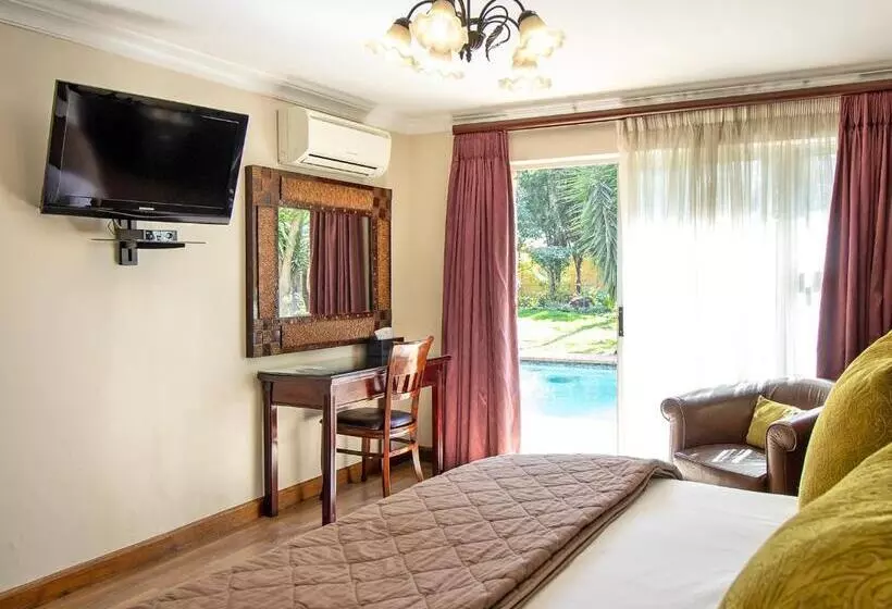فندق Sunward Park Guest House & Conference Center