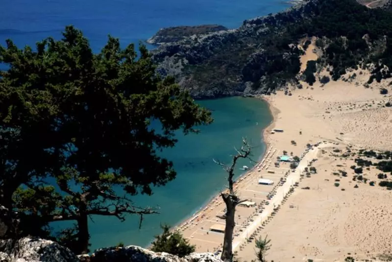 בית מלון כפרי Tsambika Sun