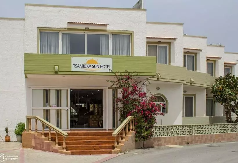 בית מלון כפרי Tsambika Sun