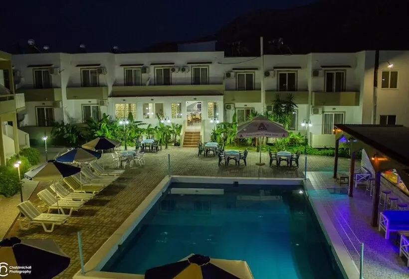 בית מלון כפרי Tsambika Sun