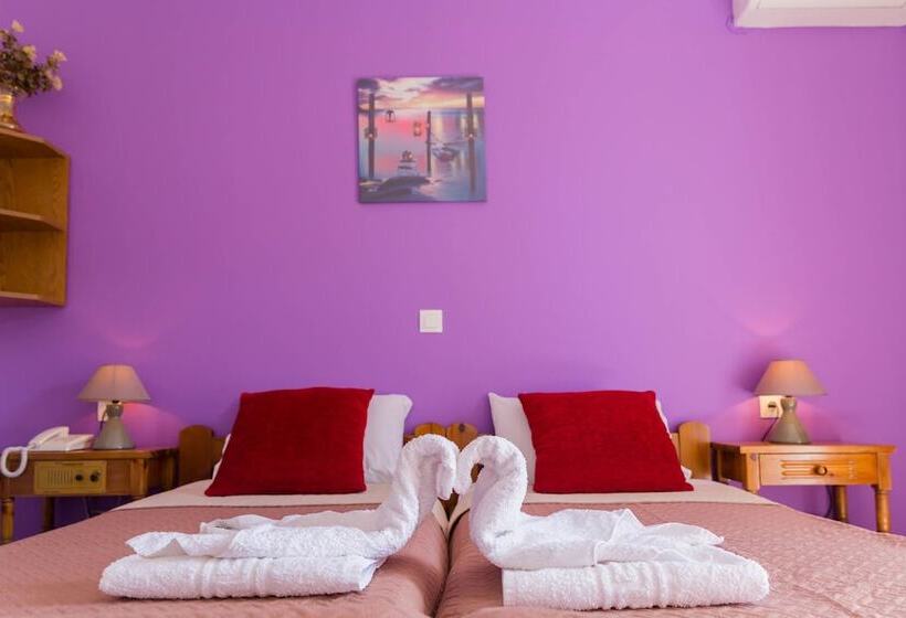 בית מלון כפרי Tsambika Sun