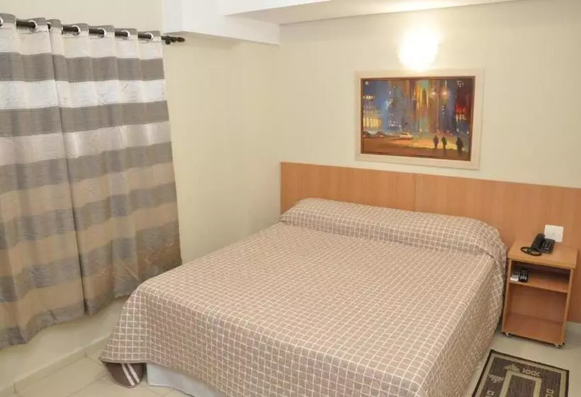 Lotus Hotel   à 6 Km Do Santuário De Aparecida Sp