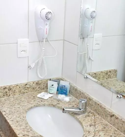 Lotus Hotel   à 6 Km Do Santuário De Aparecida Sp