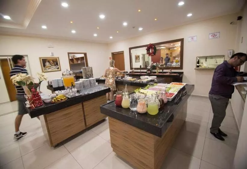 Lotus Hotel   à 6 Km Do Santuário De Aparecida Sp